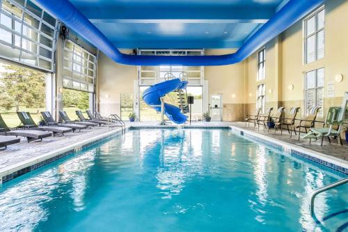 Úszómedence, Comfort Suites in Dubois Úszómedence, Comfort Suites in Dubois