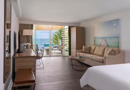 阿馬拉礁度假村 (Amara Cay Resort) in 伊斯拉莫拉達 (FL) 阿馬拉礁度假村 (Amara Cay Resort) in 伊斯拉莫拉達 (FL)