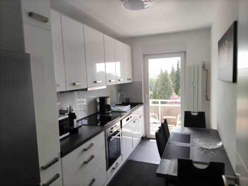 廚房, Neu sanierte 2-Zimmer Wohnung in 索林根 廚房, Neu sanierte 2-Zimmer Wohnung in 索林根