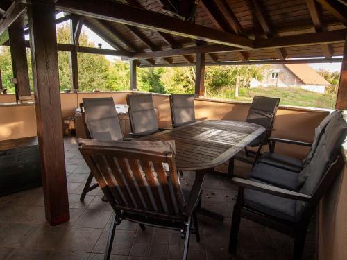 Балкон/тераса, Holiday house Zarja - with sauna and hot tub in Бизелско Балкон/тераса, Holiday house Zarja - with sauna and hot tub in Бизелско