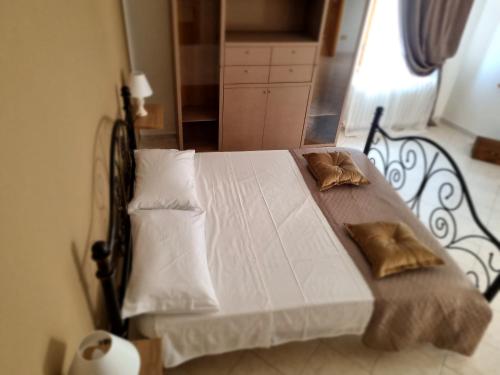 Guestroom, MARY FAMILY HOME in Polverigi Guestroom, MARY FAMILY HOME in Polverigi