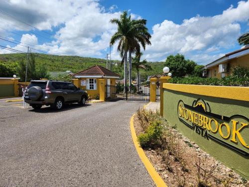 Alrededores, The Perfect Spot in Falmouth Alrededores, The Perfect Spot in Falmouth