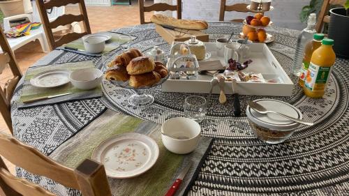 Food and beverages, Maison quietude in Chavanoz Food and beverages, Maison quietude in Chavanoz