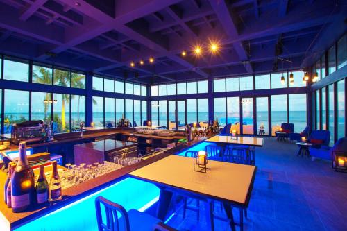 Bar/lounge, Kandima Maldives in Dhaalu Atoll Bar/lounge, Kandima Maldives in Dhaalu Atoll