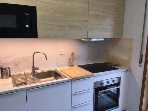 Kitchen, Arvore Cozy com Jardim in Árvore Kitchen, Arvore Cozy com Jardim in Árvore