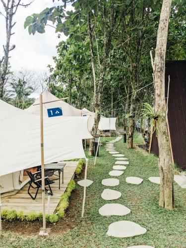 Garden, PukuPods - Tent & Cabin near Jatiluwih Green Land Garden, PukuPods - Tent & Cabin near Jatiluwih Green Land