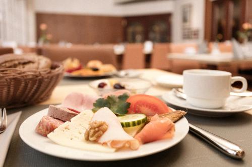 Їжа та напої, Hotel Deutsches Haus in Gifhorn Їжа та напої, Hotel Deutsches Haus in Gifhorn