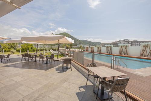 Градина, Novotel Salerno Est Arechi in Салерно Градина, Novotel Salerno Est Arechi in Салерно