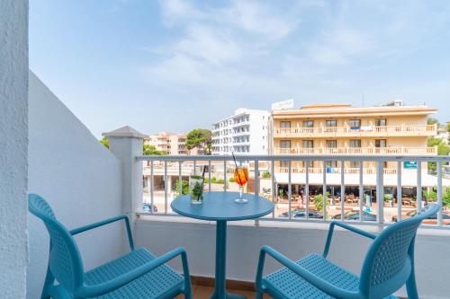 Erkély/terasz, Hostal Alcina near Platja de Cala Agulla Erkély/terasz, Hostal Alcina near Platja de Cala Agulla