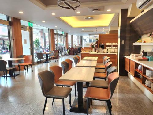 Restaurant, Jia-Jia Business Hotel near Luodong Cultural factory Restaurant, Jia-Jia Business Hotel near Luodong Cultural factory