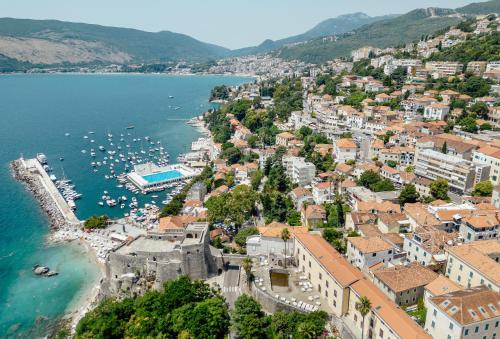 Guesthouse Villa Stari Grad in Herceg Novi Guesthouse Villa Stari Grad in Herceg Novi