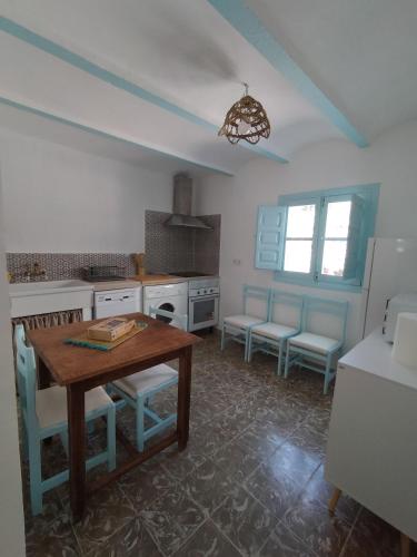 keuken, La casa de tío Vidal (La casa de tio Vidal) in Pedro Bernardo keuken, La casa de tío Vidal (La casa de tio Vidal) in Pedro Bernardo