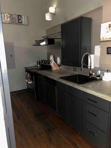 Rustic ChamberHouse Loft near กู๊ดพีเพิลบริววิงคอมพานี Rustic ChamberHouse Loft near กู๊ดพีเพิลบริววิงคอมพานี