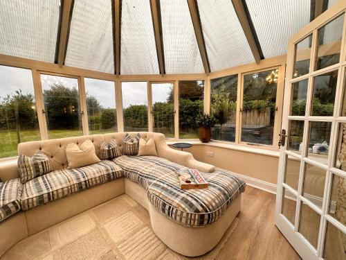 Cotswolds Retreat - Bath & Castle Combe - Hot Tub in Nettleton Cotswolds Retreat - Bath & Castle Combe - Hot Tub in Nettleton