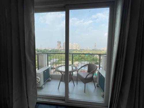 Balcony/terrace, Saltstayz Premier - Golf Course Ext Road in Gurgaon Balcony/terrace, Saltstayz Premier - Golf Course Ext Road in Gurgaon