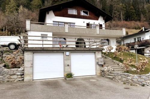 A szálláshely kívülről, Wohnung mit fantastischer Aussicht in Trin-Digg A szálláshely kívülről, Wohnung mit fantastischer Aussicht in Trin-Digg