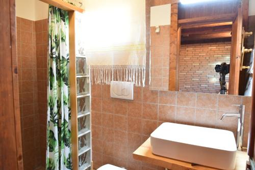 Bathroom, Il Filo di Arianna Cottage di Campagna in Colonnella Bathroom, Il Filo di Arianna Cottage di Campagna in Colonnella