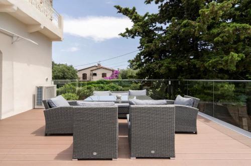 Balcony/terrace, Villa Constance - Antibes in Maure Balcony/terrace, Villa Constance - Antibes in Maure