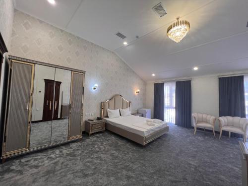 Oqshom Plaza Hotel in ควาชี Oqshom Plaza Hotel in ควาชี