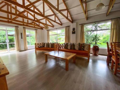 A two bedroom Cabin along Njoro Rd, Nakuru County. in Nakuru A two bedroom Cabin along Njoro Rd, Nakuru County. in Nakuru