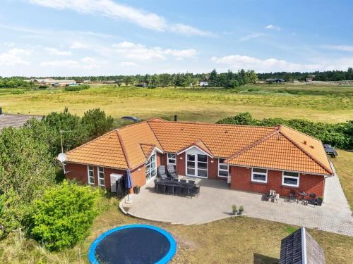 Holiday Home Jonke - 800m from the sea by Interhome in Vejers Strand Holiday Home Jonke - 800m from the sea by Interhome in Vejers Strand