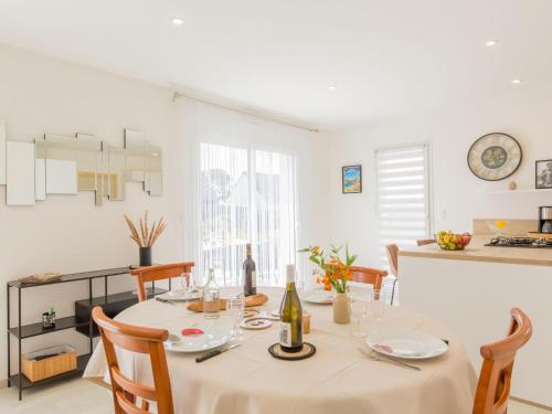 Holiday Home Kervennou by Interhome in Saint-Jean-du-Doigt Holiday Home Kervennou by Interhome in Saint-Jean-du-Doigt