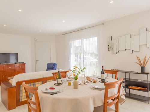 Holiday Home Kervennou by Interhome in Saint-Jean-du-Doigt Holiday Home Kervennou by Interhome in Saint-Jean-du-Doigt