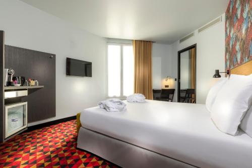Libertel Canal Saint Martin Hotel in 19th - Buttes-Chaumont Libertel Canal Saint Martin Hotel in 19th - Buttes-Chaumont