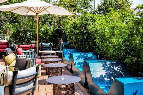 Balcony/terrace, Motel One Wien Westbahnhof in Rudolfsheim-Fünfhaus Balcony/terrace, Motel One Wien Westbahnhof in Rudolfsheim-Fünfhaus