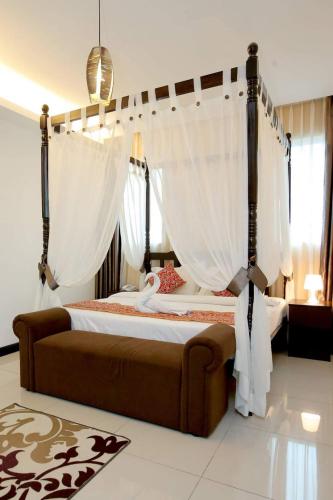 Ipoh Downtown Hotel near Ipoh Parade Shopping Centre Ipoh Downtown Hotel near Ipoh Parade Shopping Centre