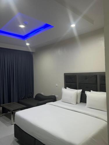 Bilik Tetamu , De Rigg Place Too in Tejuosho Bilik Tetamu , De Rigg Place Too in Tejuosho