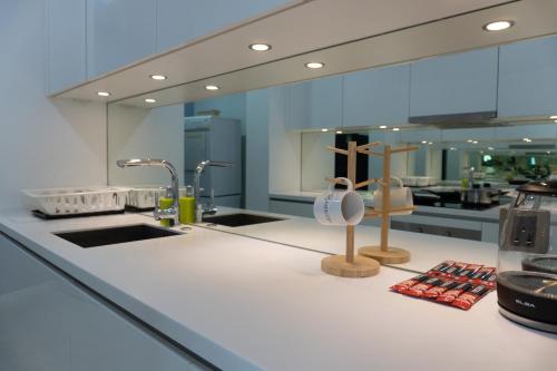 Kitchen, Yemala Suites @ Vortex KLCC in Kuala Lumpur Kitchen, Yemala Suites @ Vortex KLCC in Kuala Lumpur