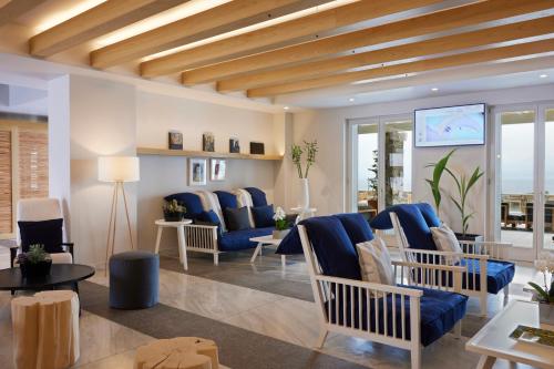 Bar/lounge, Summer Senses Luxury Resort in Paros Island Bar/lounge, Summer Senses Luxury Resort in Paros Island