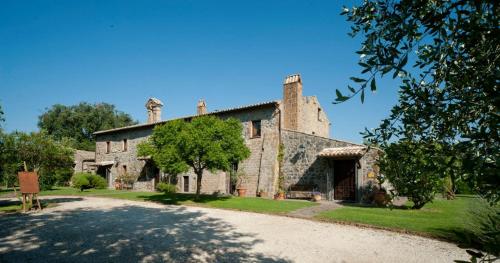 Exterior view, Agriturismo Buriano in Lubriano Exterior view, Agriturismo Buriano in Lubriano