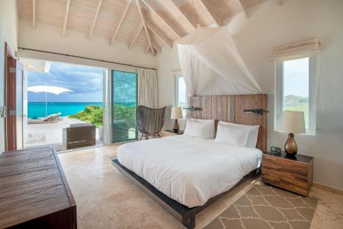Sailrock South Caicos - Small Luxury Hotels of the World in Caicos del Sur y Caicos del Este Sailrock South Caicos - Small Luxury Hotels of the World in Caicos del Sur y Caicos del Este