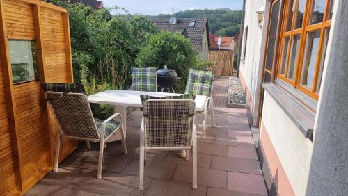 Erkély/terasz, Roberts Ferienwohnung im Hammerbachtal in Engelthal Erkély/terasz, Roberts Ferienwohnung im Hammerbachtal in Engelthal