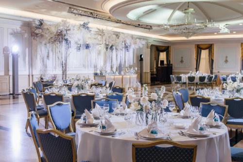 Tárgyalóterem/bálterem, Radisson Hotel Astana in Saryarka Negyed Tárgyalóterem/bálterem, Radisson Hotel Astana in Saryarka Negyed