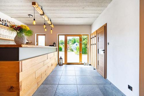 Nevinný sklep (Nevinny sklep) in ซนอยโม Nevinný sklep (Nevinny sklep) in ซนอยโม