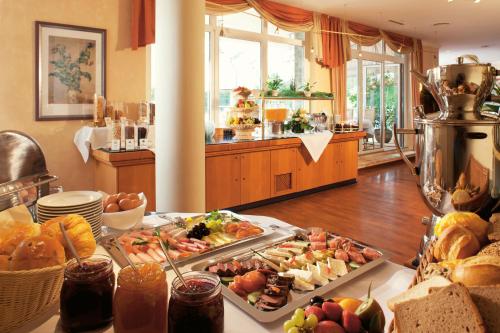 Vital Hotel Westfalen Therme Wellness Resort & SPA in Bad Lippspringe Vital Hotel Westfalen Therme Wellness Resort & SPA in Bad Lippspringe