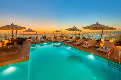 Swimming pool, City Express Plus by Marriott Ensenada in El Sauzal Swimming pool, City Express Plus by Marriott Ensenada in El Sauzal