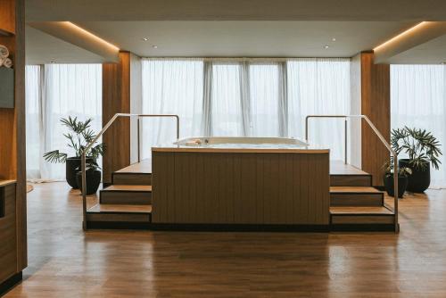 Spa, Howard Johnson Plaza La Ribera in Resistencia Spa, Howard Johnson Plaza La Ribera in Resistencia
