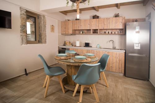 Wood&Stone Guesthouse in พาราเลีย เวอร์กาส Wood&Stone Guesthouse in พาราเลีย เวอร์กาส