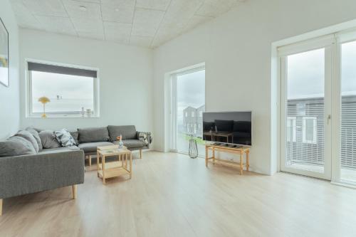 Delightful 2 Bedroom Apt - Balcony - Parking in Hoyvík Delightful 2 Bedroom Apt - Balcony - Parking in Hoyvík