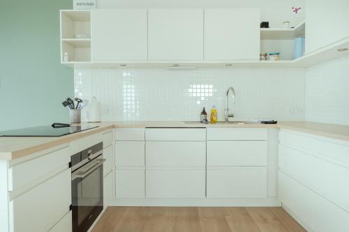 מטבח, Delightful 2 Bedroom Apt - Balcony - Parking in Hoyvík מטבח, Delightful 2 Bedroom Apt - Balcony - Parking in Hoyvík