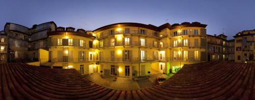 Entree, Santa Giulia Hotel e Residence Torino near Piazza Vittorio Veneto Entree, Santa Giulia Hotel e Residence Torino near Piazza Vittorio Veneto
