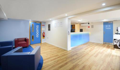 Travelodge Dublin Airport North 'Swords' - image 16