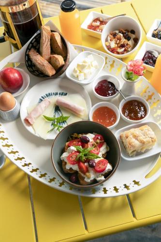 식음료(F&B), Olympian Villa with Private Pool in 카리차 (에브리메니) 식음료(F&B), Olympian Villa with Private Pool in 카리차 (에브리메니)