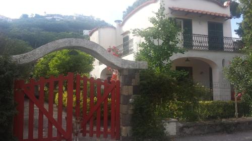 Hotel Villa L'Innominata B&B and Holiday Home
