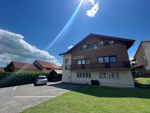 A szálláshely kívülről, Prenoćište-Sobe-Rooms-Aman (Prenociste-Sobe-Rooms-Aman) in Bihac A szálláshely kívülről, Prenoćište-Sobe-Rooms-Aman (Prenociste-Sobe-Rooms-Aman) in Bihac