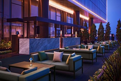 Restaurant, The Ritz-Carlton, Pune near Aga Khan Palace Restaurant, The Ritz-Carlton, Pune near Aga Khan Palace